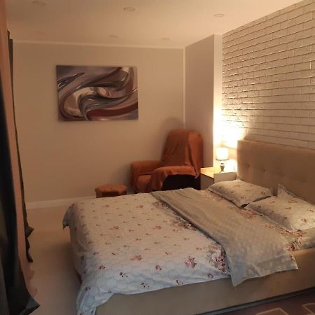 Apart Eric Apartment Calafat Luaran gambar
