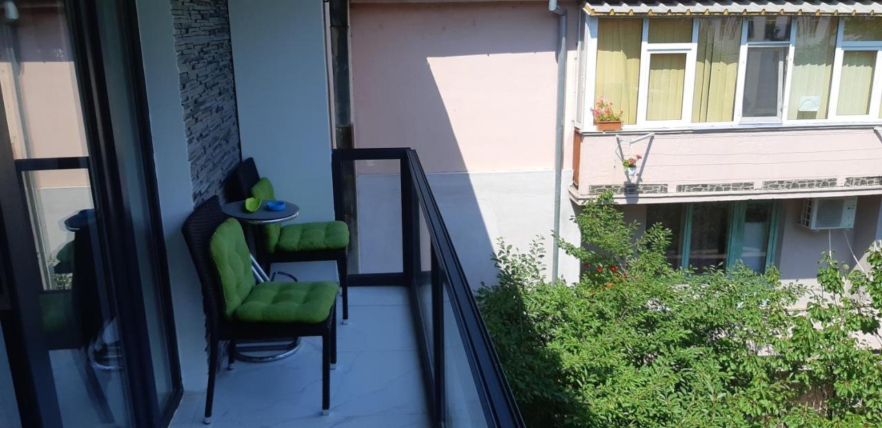 Apart Eric Apartment Calafat Luaran gambar